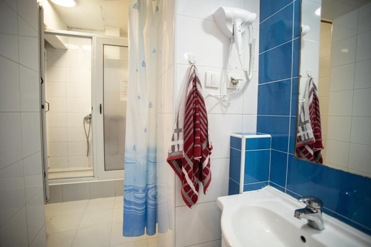 All In Hostel Beograd Eksteriør bilde
